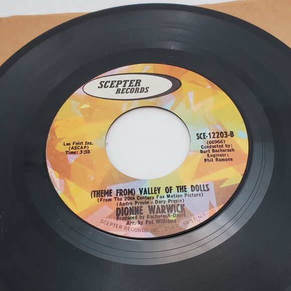 Dionne Warwick I Say A Little Prayer Valley of the Dolls Vinyl 45 RPM SCE12203 - Picture 4 of 4